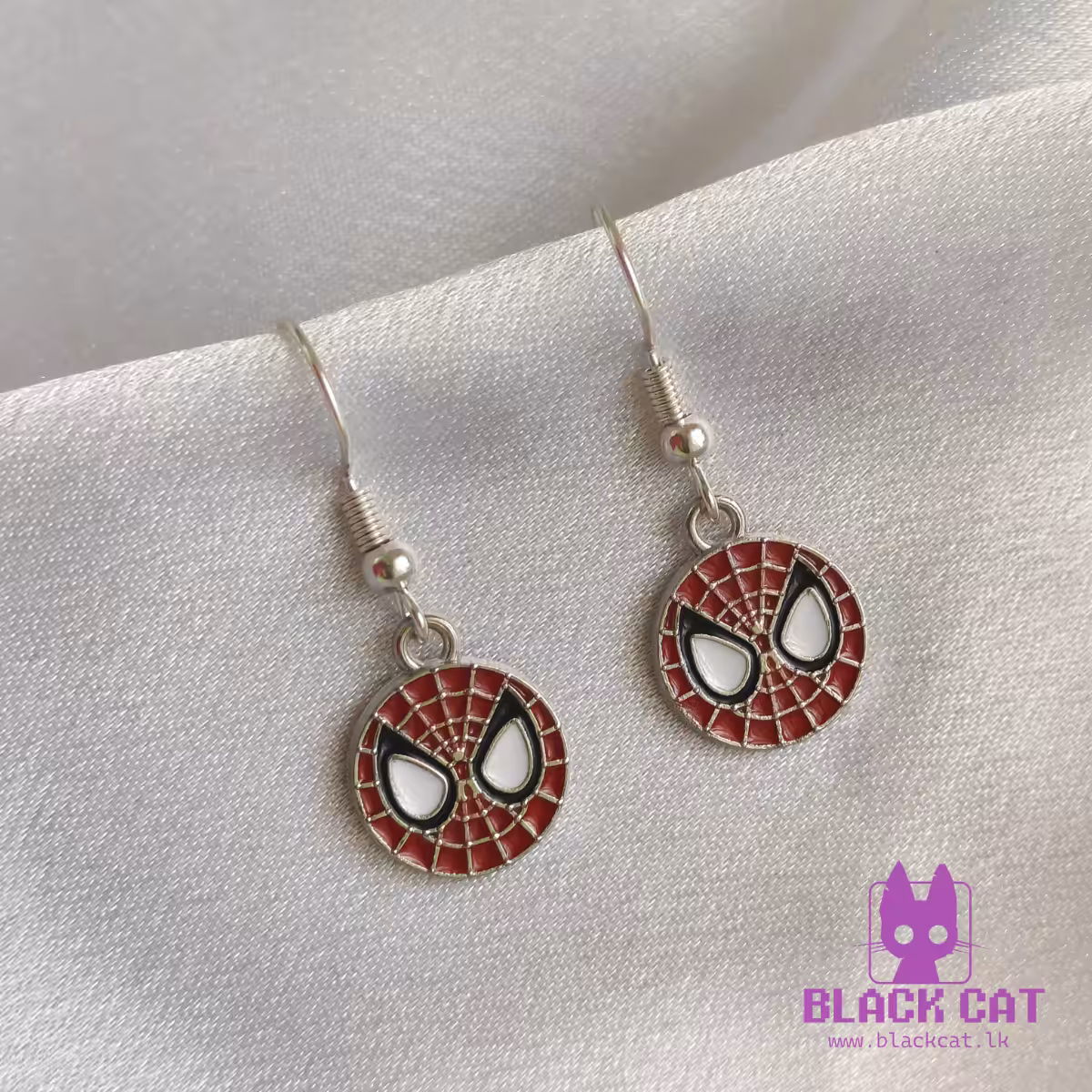Spider-Man inspired charm earrings - Image 2