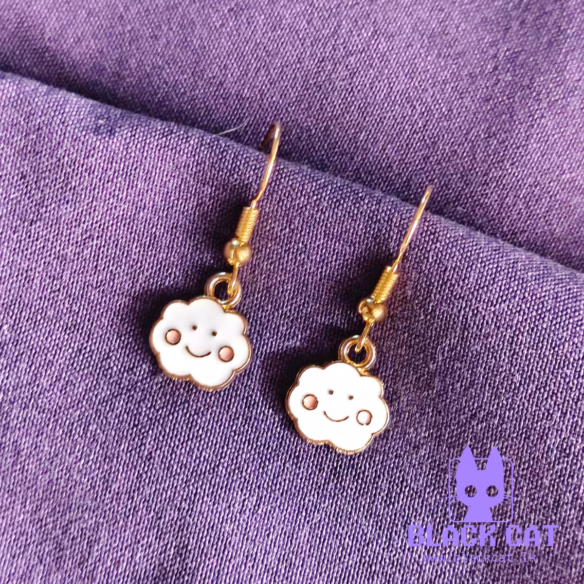 Kawaii Cloud mini earrings